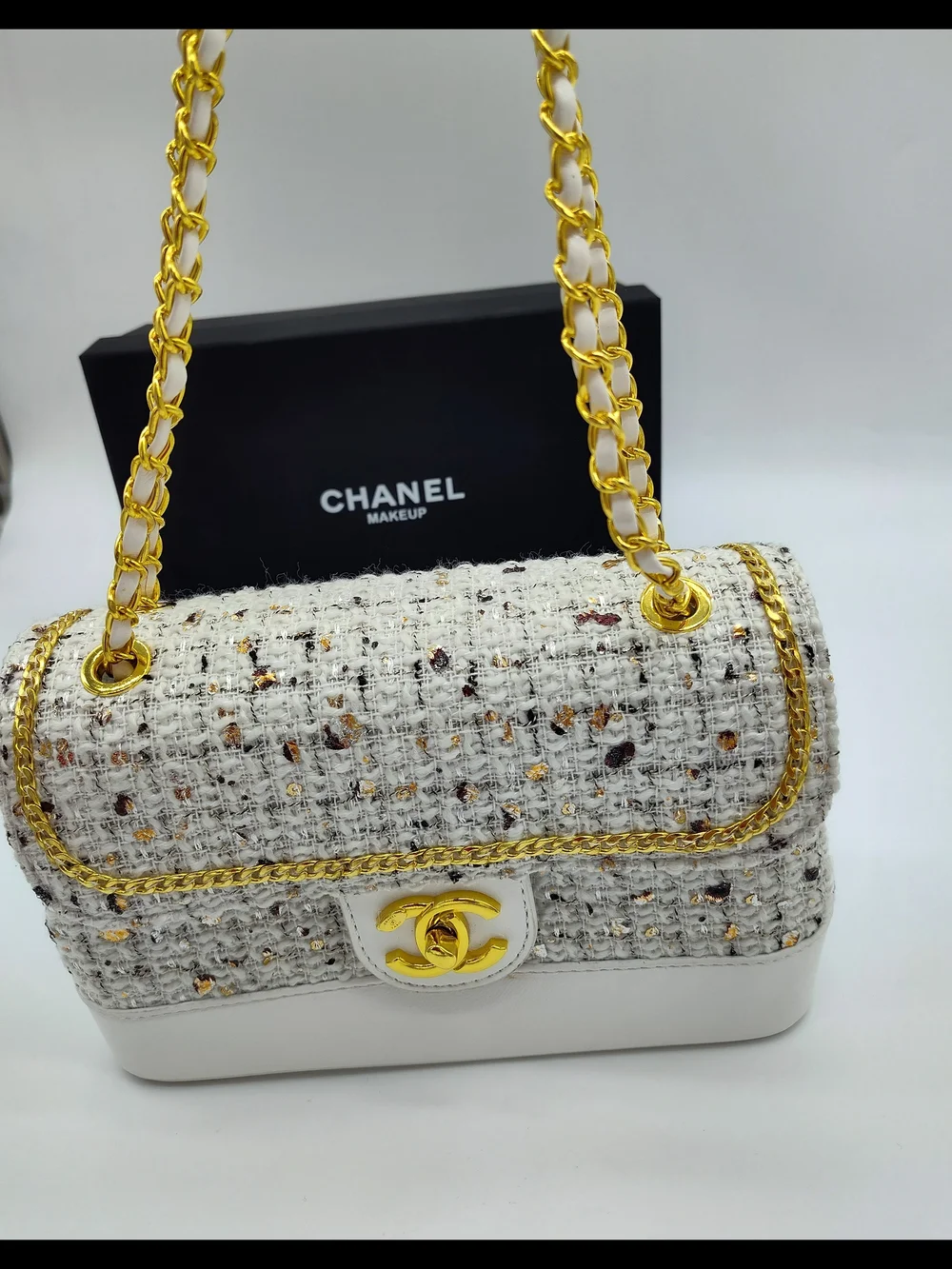 CHANEL Makeup Promotional Gift White Tweed Gold Chain Cosmetic CC Turnlock NIB